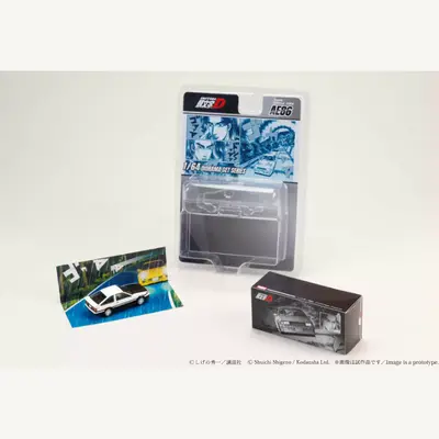 HJ Toyota AE86 in white with its diorama pack